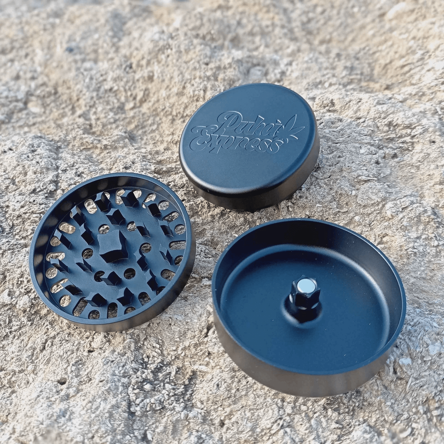 Premium Herb Grinder - Puha Express - Puha Express